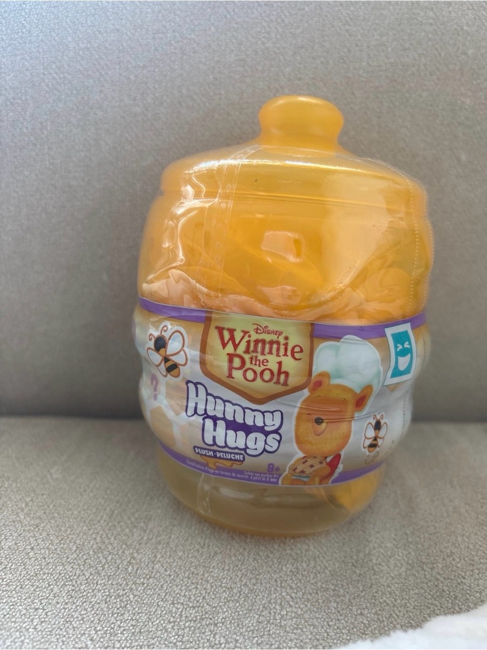 Disney Winnie the Pooh Hunny Hugs Plush